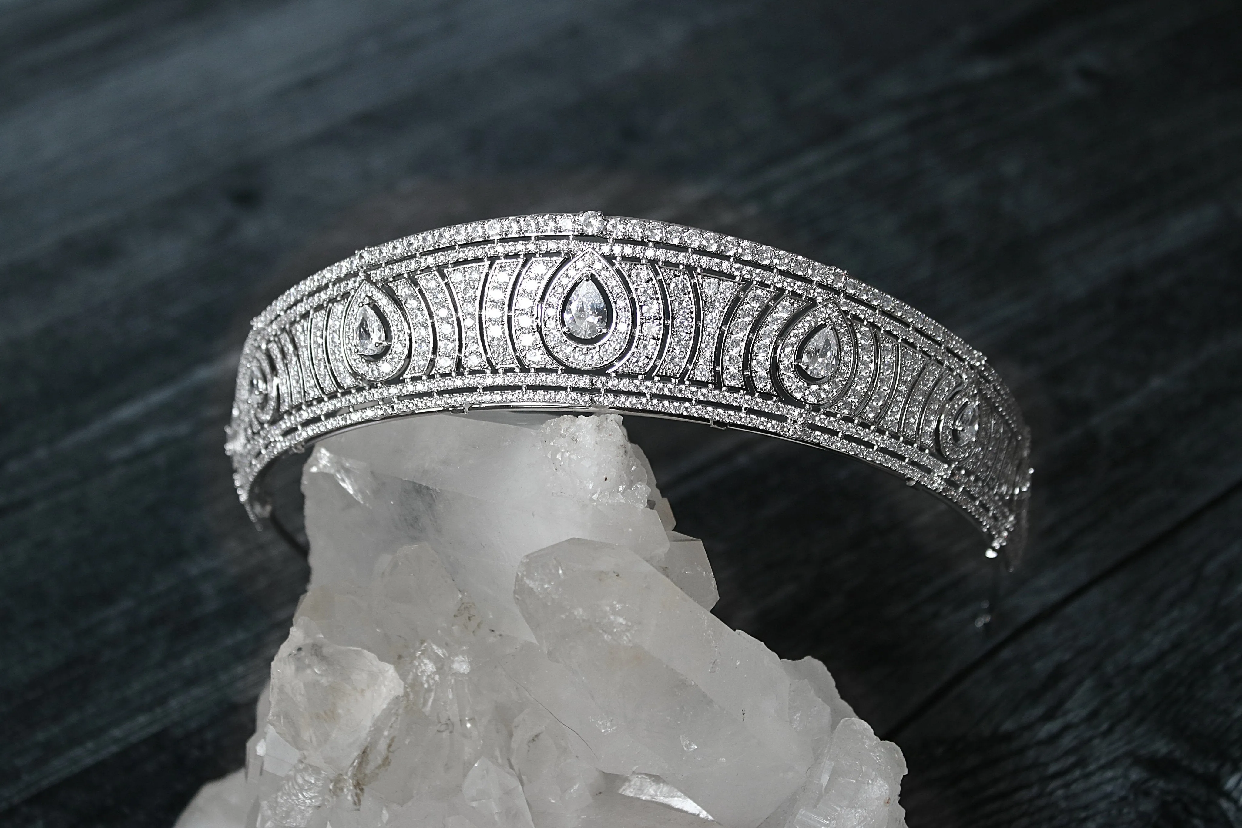 ANNE Simulated Diamond Bandeau Tiara