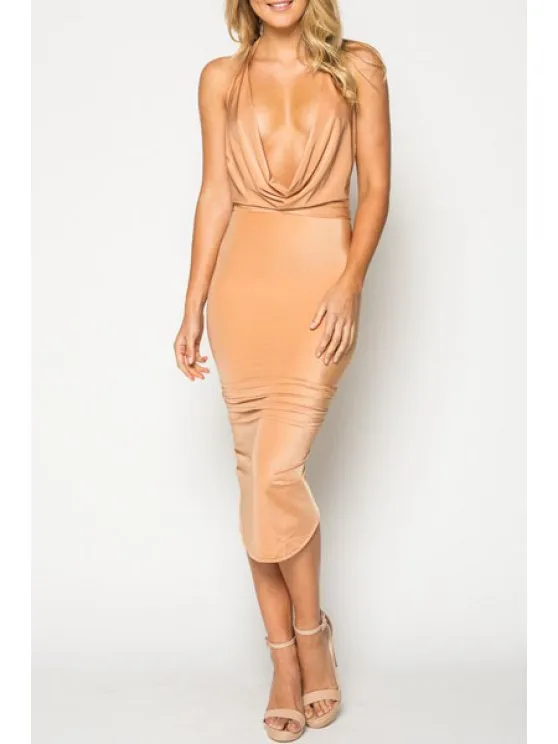 BerryBetty - Beautiful Solid Color Halterneck Bodycon Dress