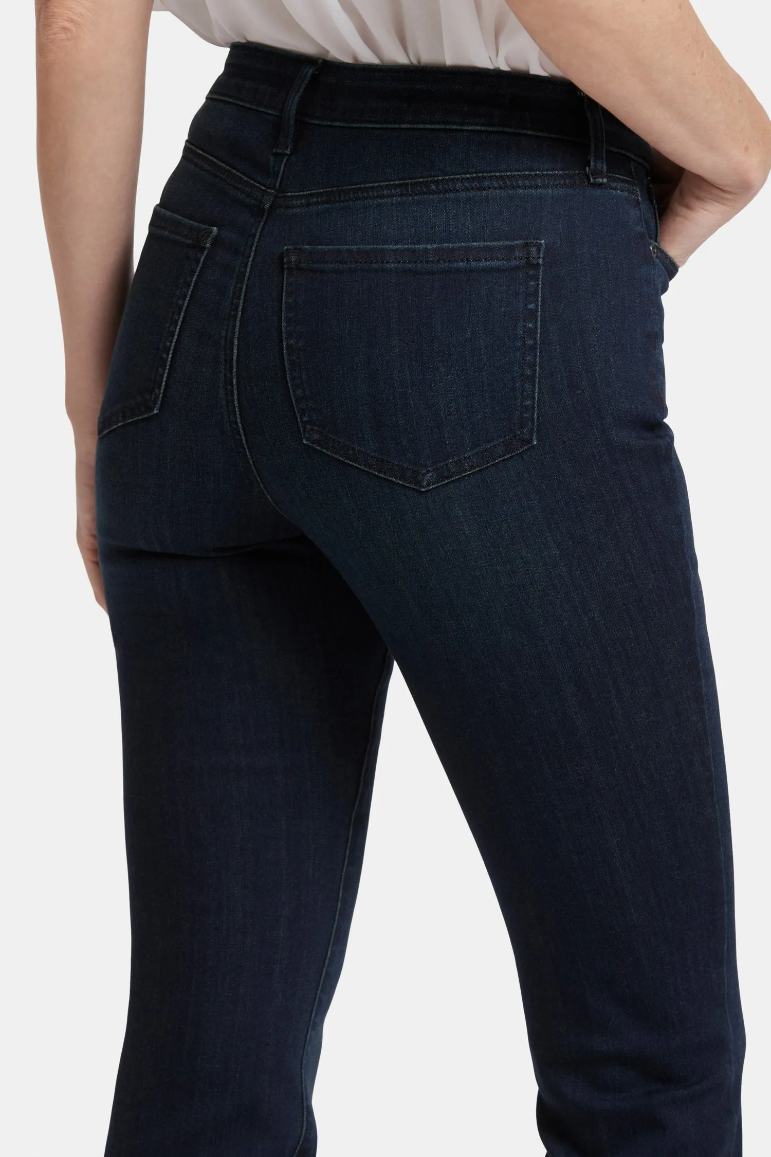 Billie Mini Bootcut Jeans In Petite - Obsidian Blue