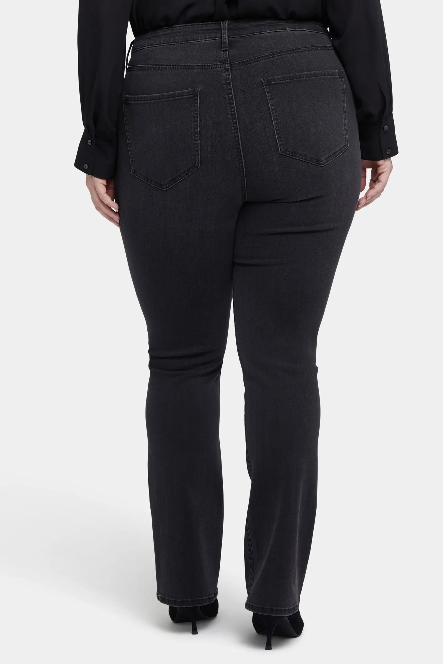 Billie Mini Bootcut Jeans In Plus Size - Crosswinds