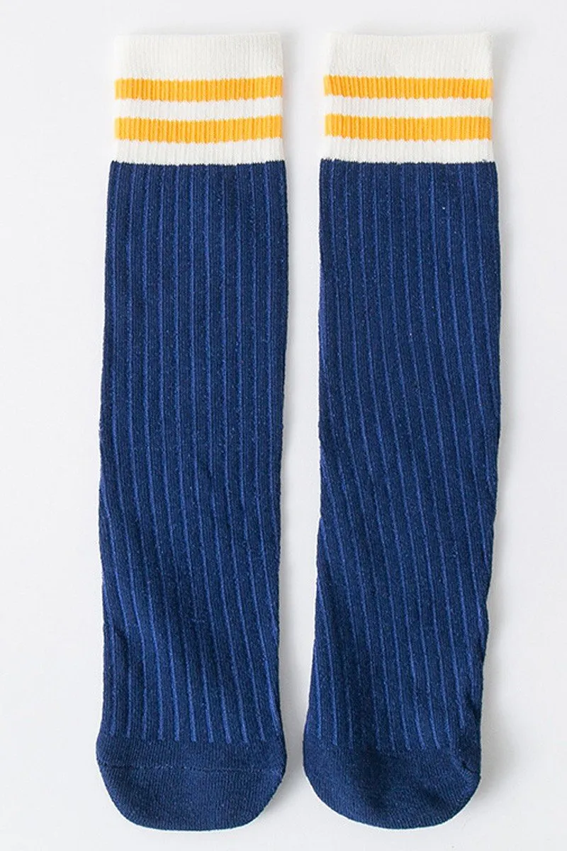 CASUAL TRENDY FASHION CREW SOCKS