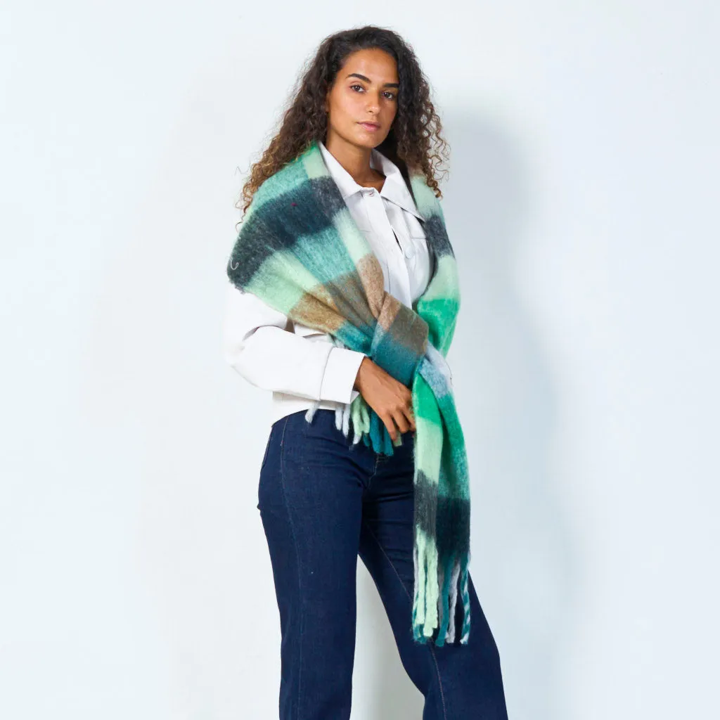 Classic plaid pattern scarf wholesale