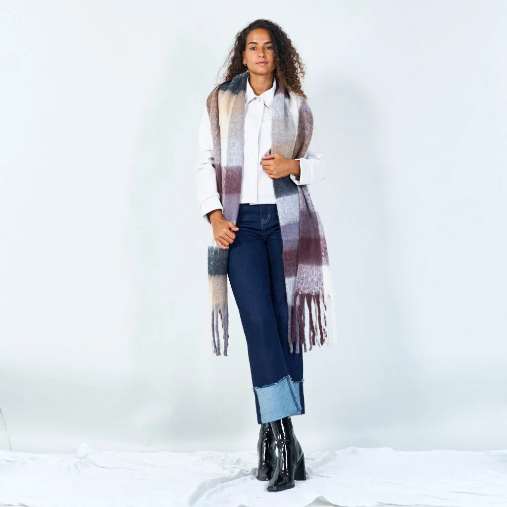 Classic plaid pattern scarf wholesale