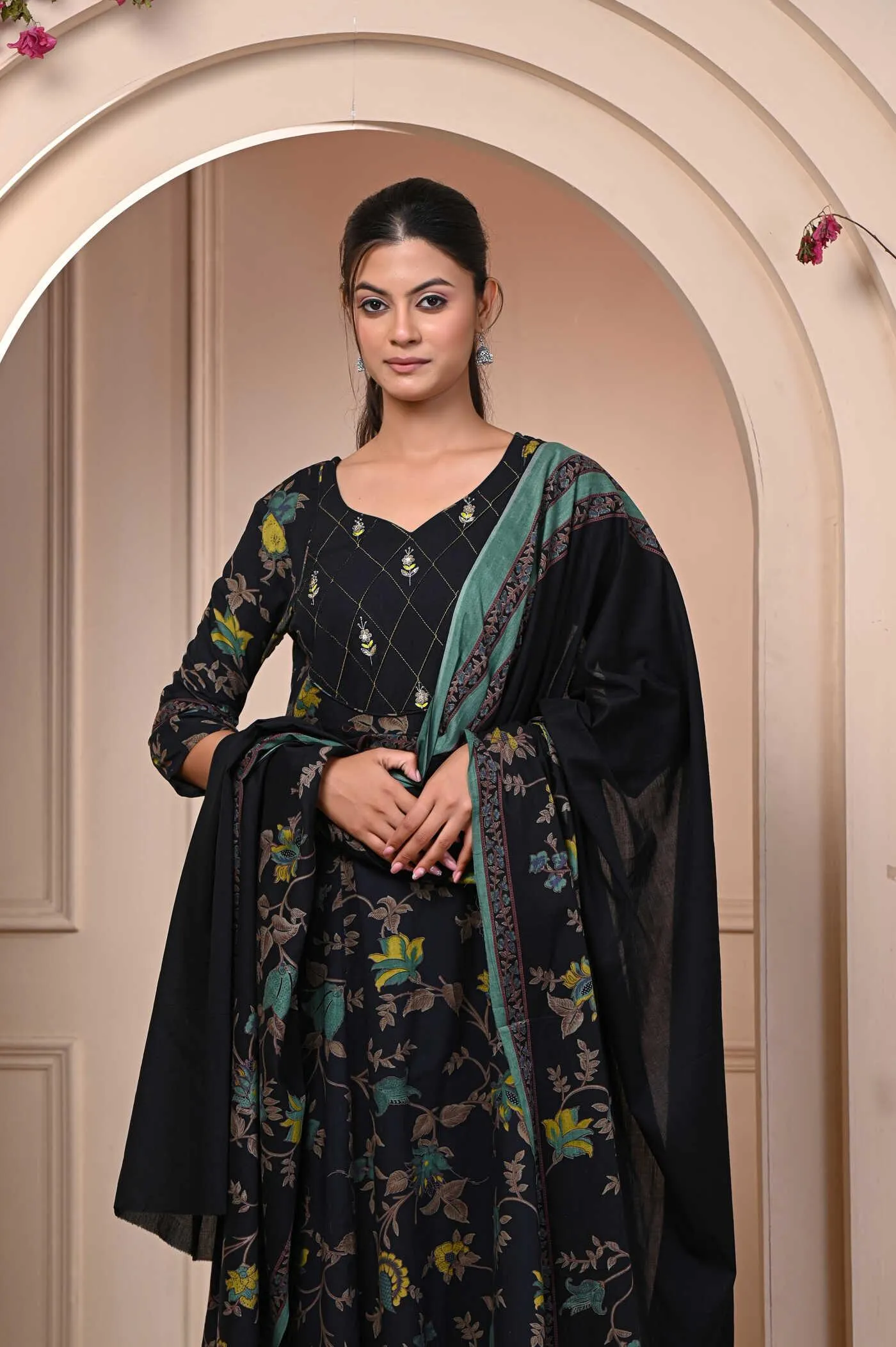 Elegant Floral Black Kurta Set with Dupatta