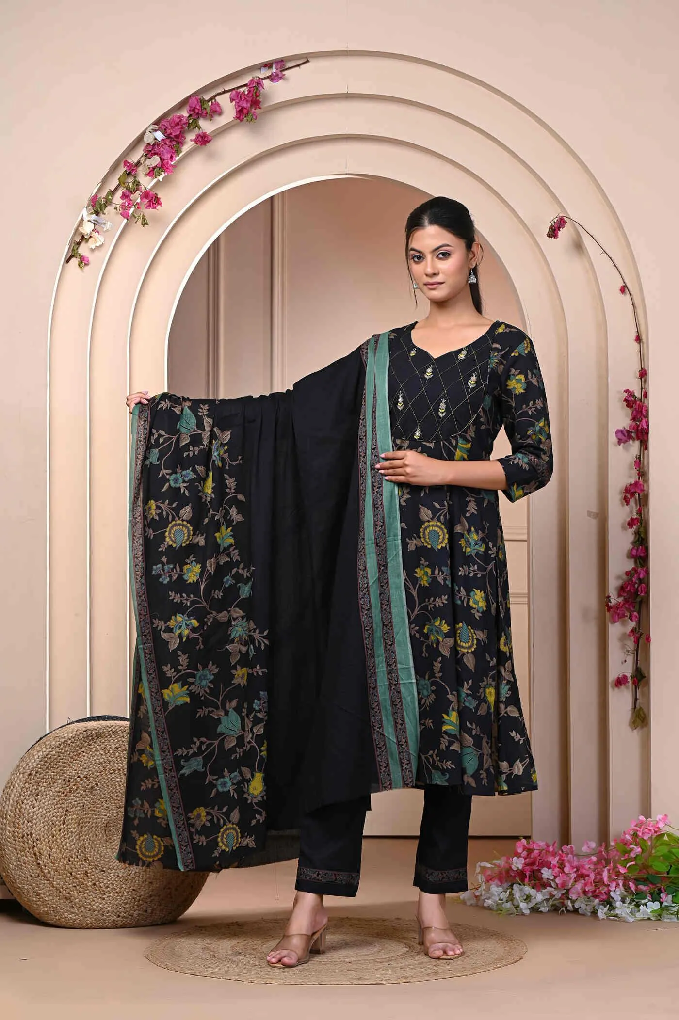 Elegant Floral Black Kurta Set with Dupatta