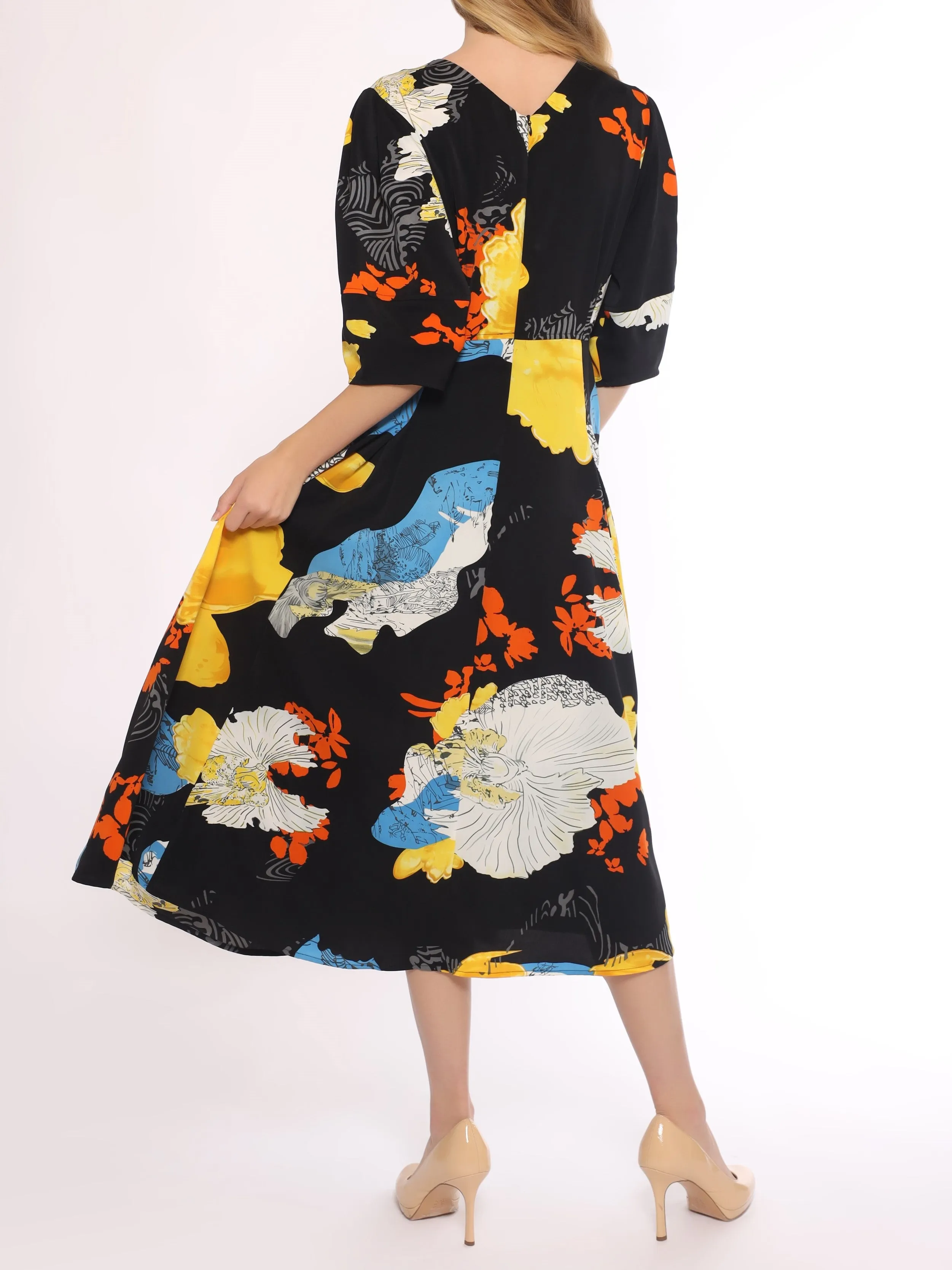 Fitted Waist Flower Print Dress