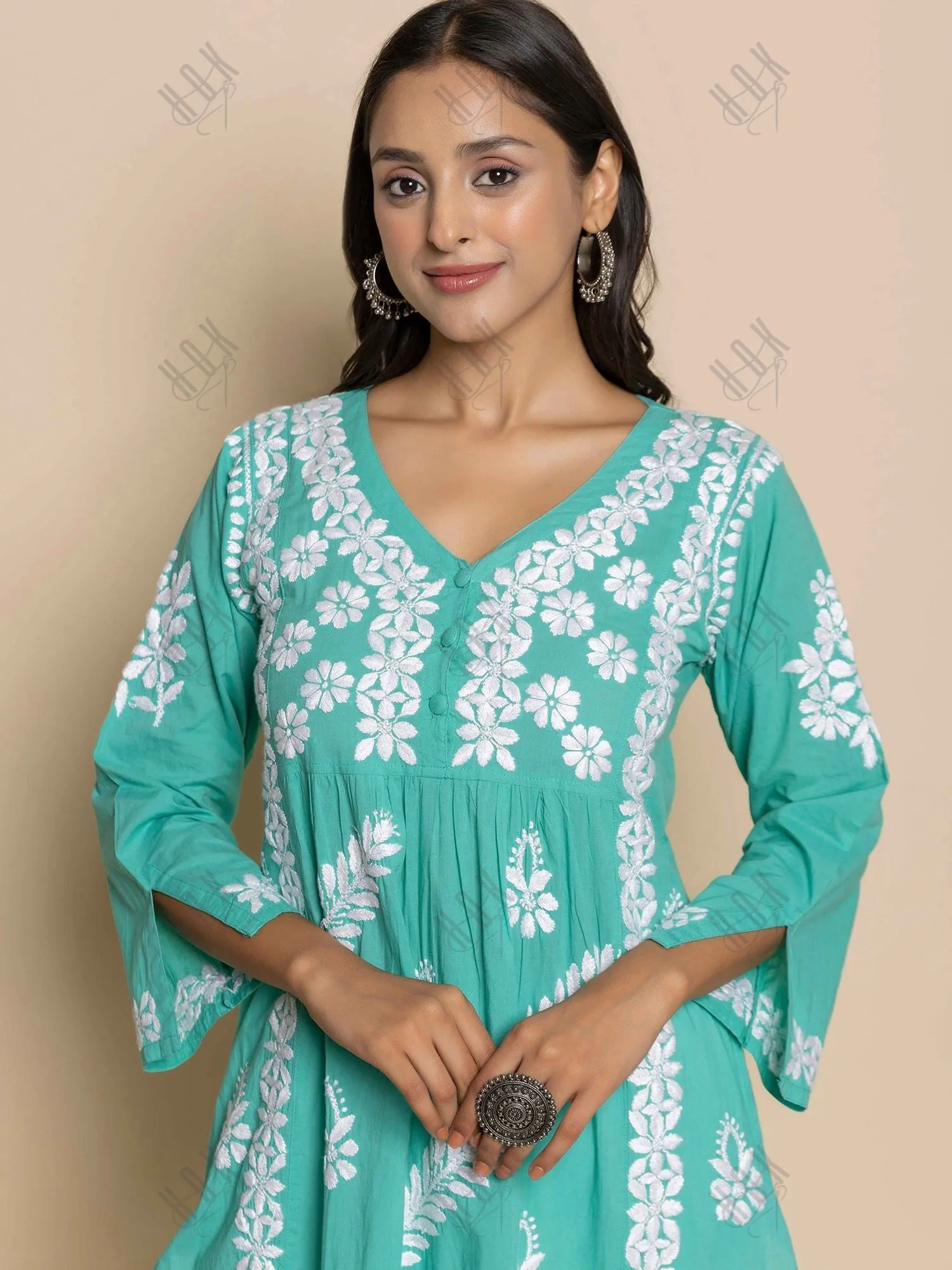 Fizaa Chikankari Kurta in Cotton V Neck Sea Green