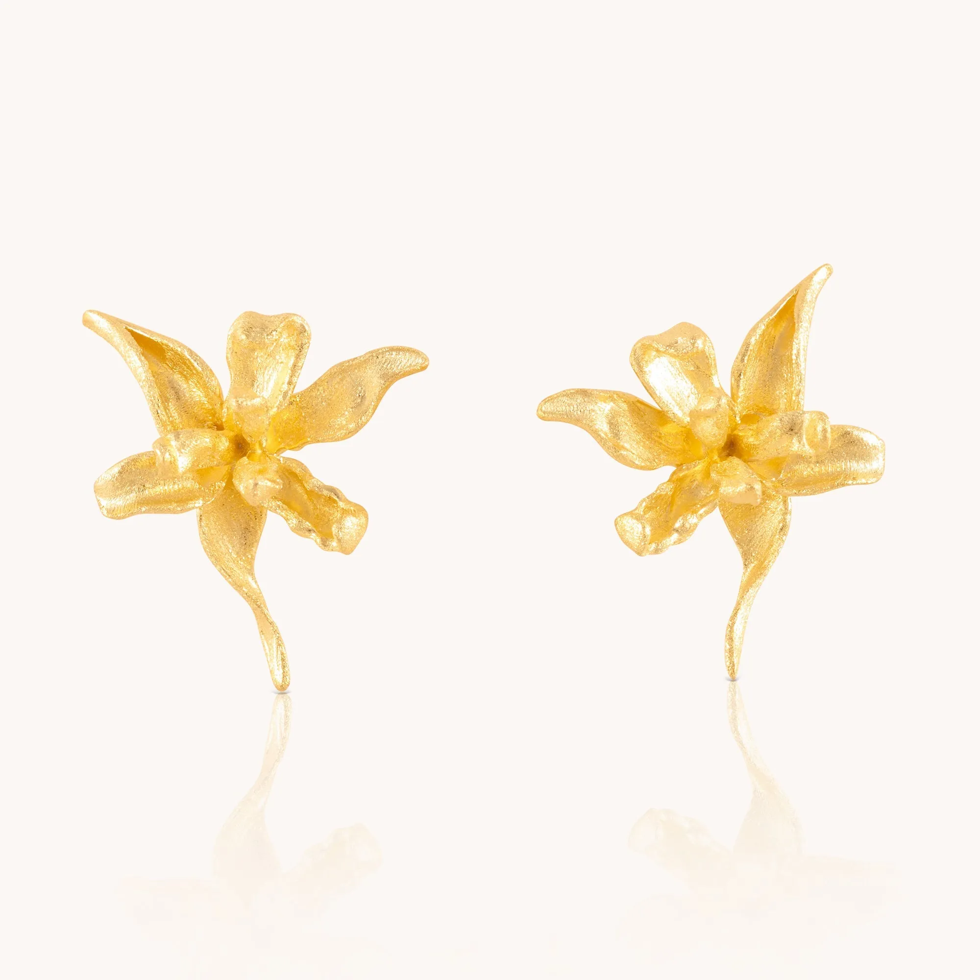 Iris Flower Gold Stud Earrings W.