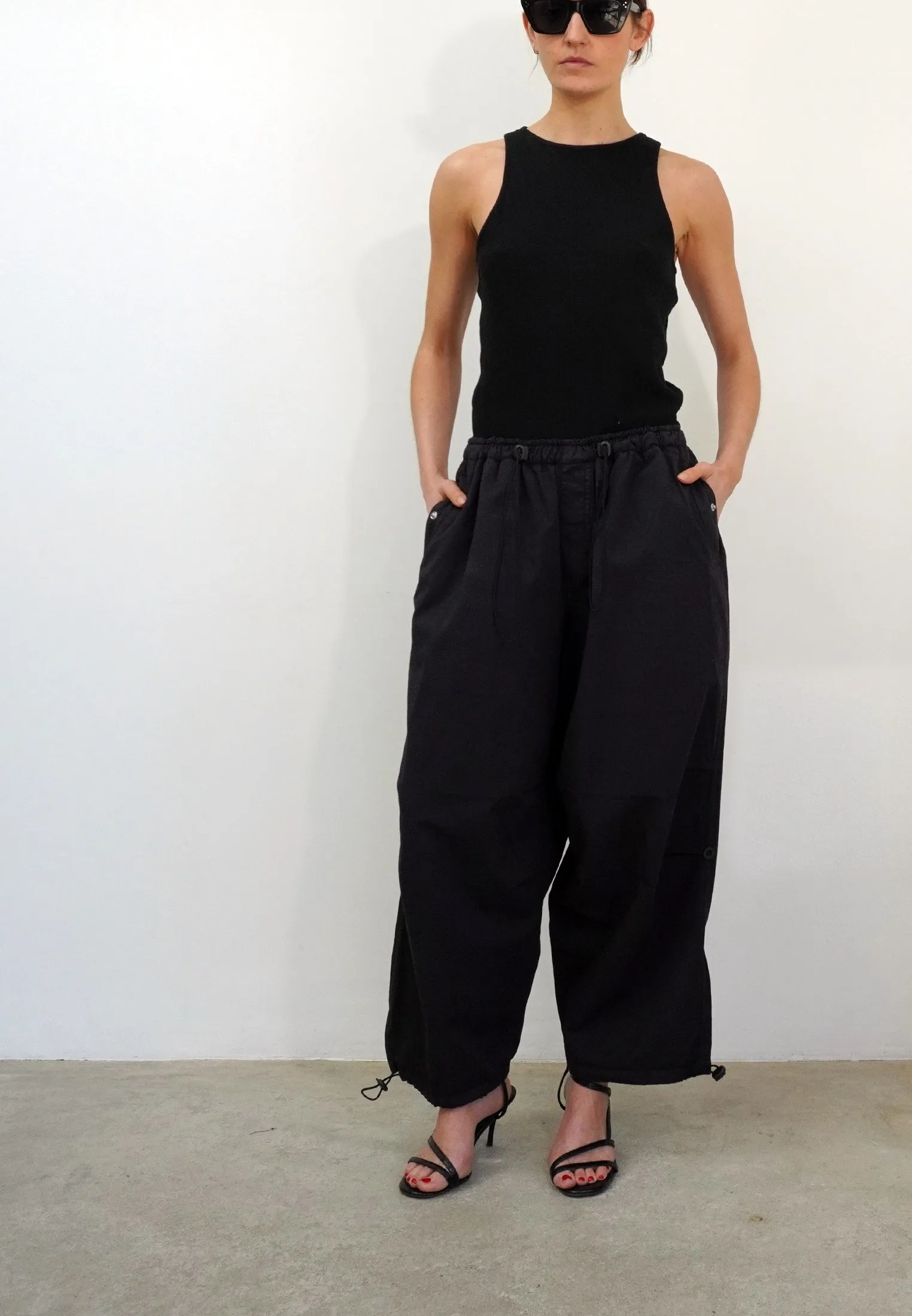 PARACHUTE PANTS BLACK