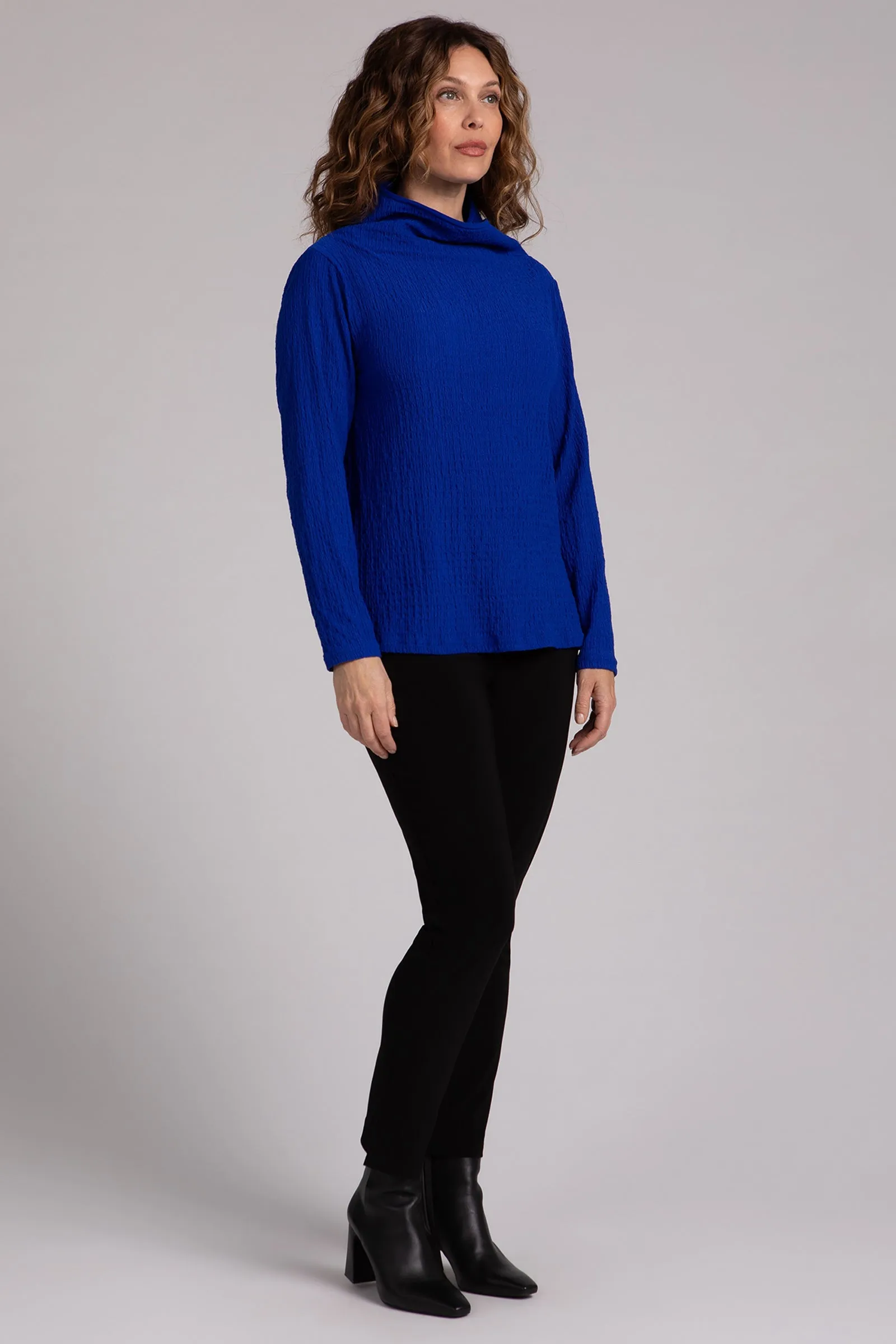 Popcorn Waffle Funnel Neck Top | Lapis