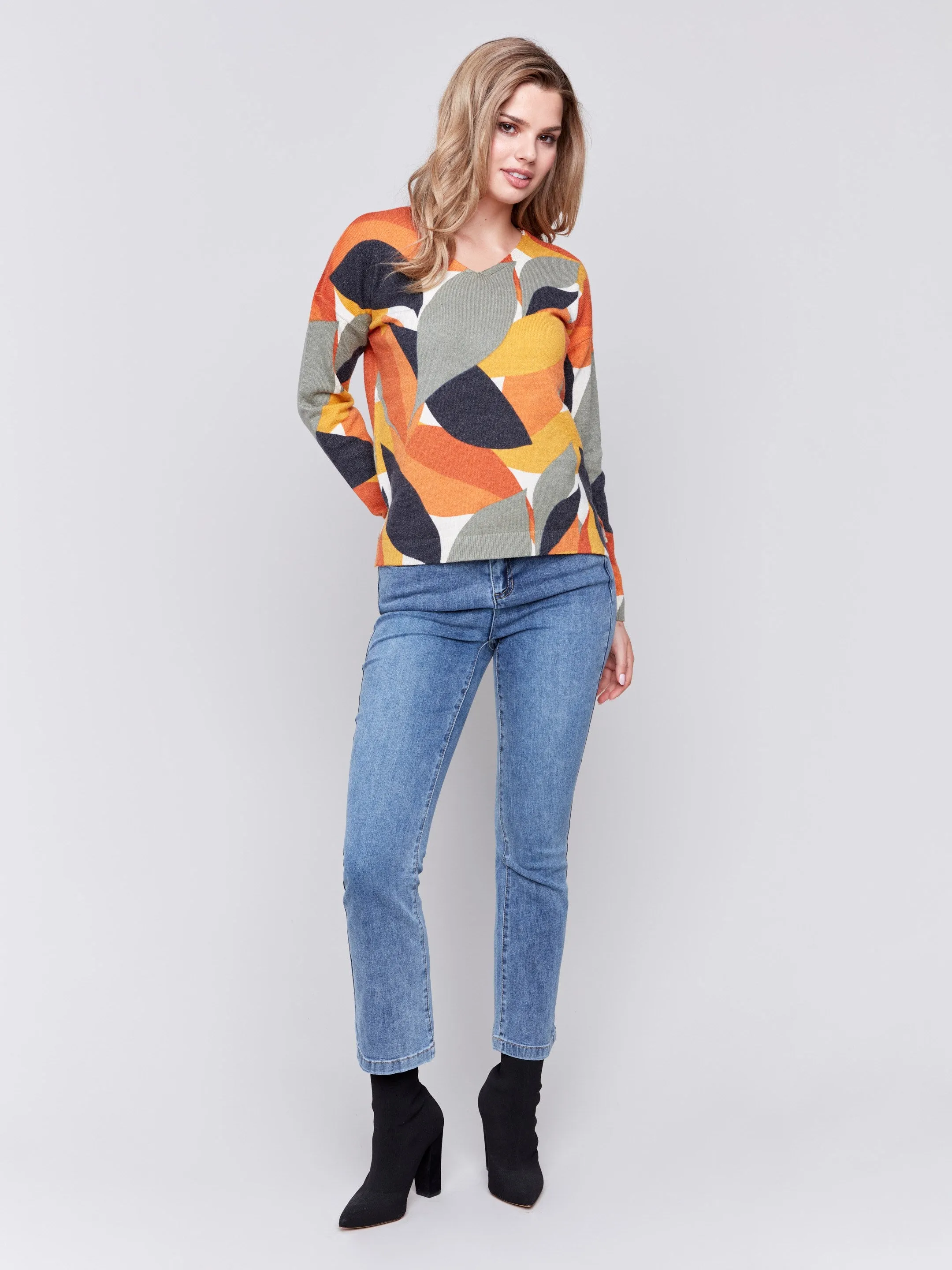 Printed Plush Knit V-Neck Sweater - Spruce