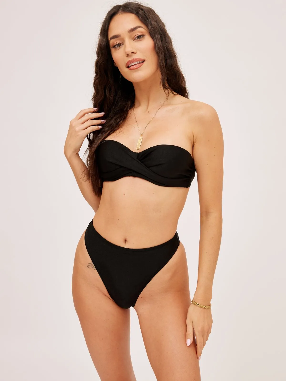 South Beach Leo Twist Bandeau Bikini Top / Black